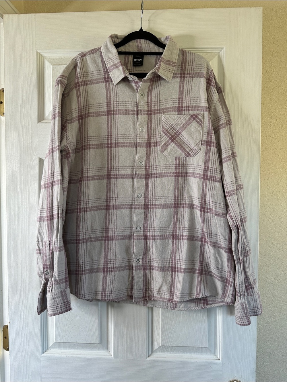 Oakley Cream & Light Purple Plaid Button-Down Shirt